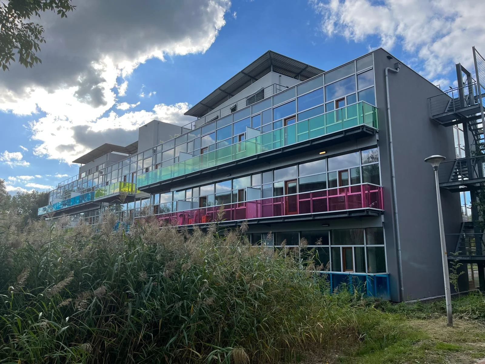 Panta Rhei krijgt screens